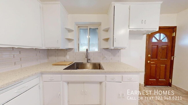 Building Photo - 8447 Wheatland Ave