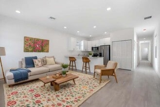 Building Photo - 3755 Saginaw Ave