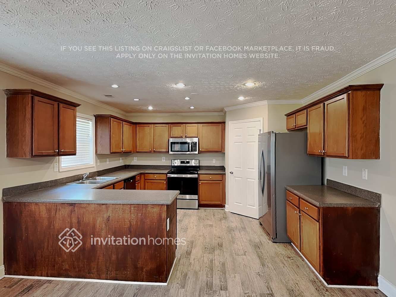 Building Photo - 341 Paper Woods Dr