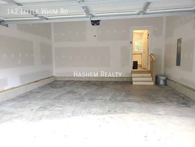 Building Photo - 142 Little Whim Rd