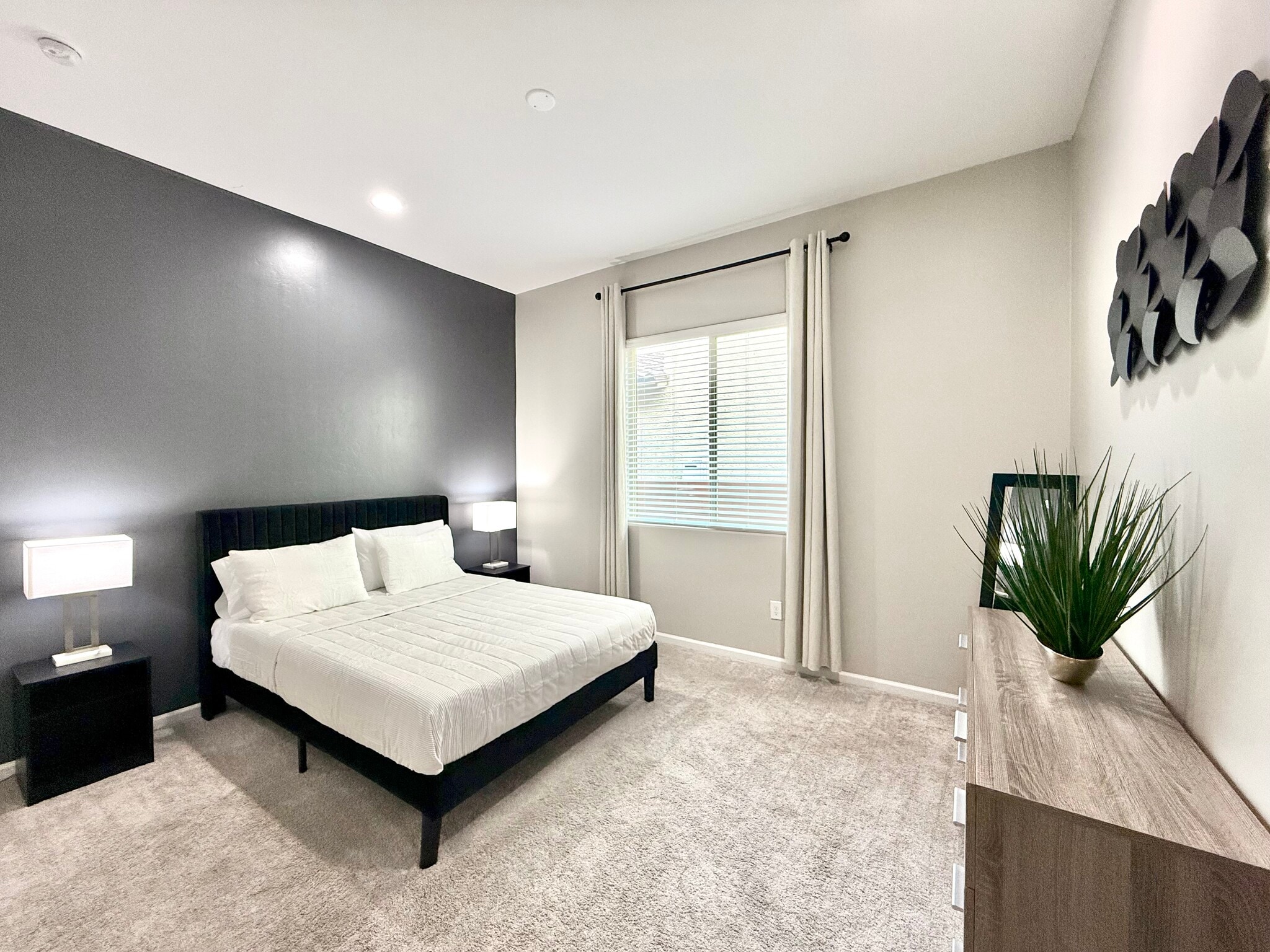 Building Photo - 8060 S Desert Indigo Dr