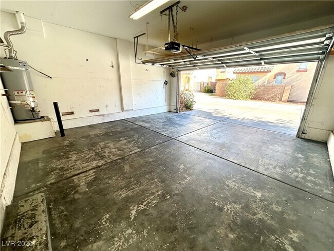 Building Photo - 3786 Corpolo Ave