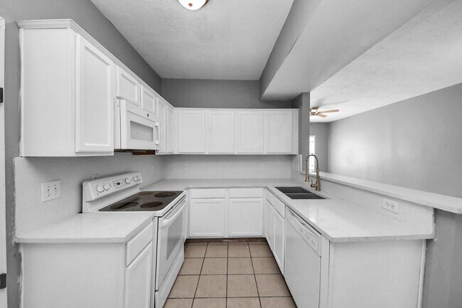 Building Photo - 8126 Jutland Rd