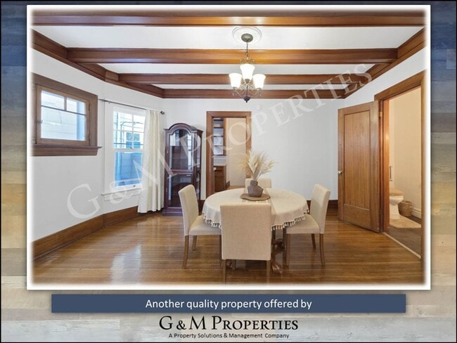 Building Photo - Rare Park Ave Rental – Spacious 3-Bedroom with Original Charm
