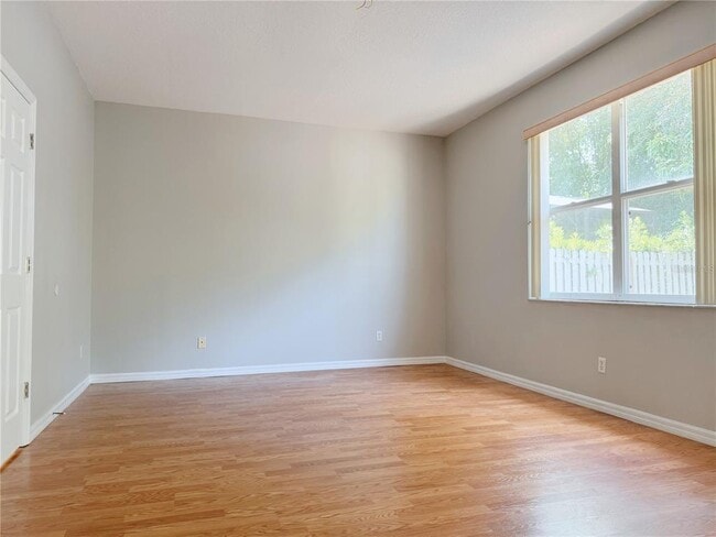 Building Photo - 5004 Alavista Dr