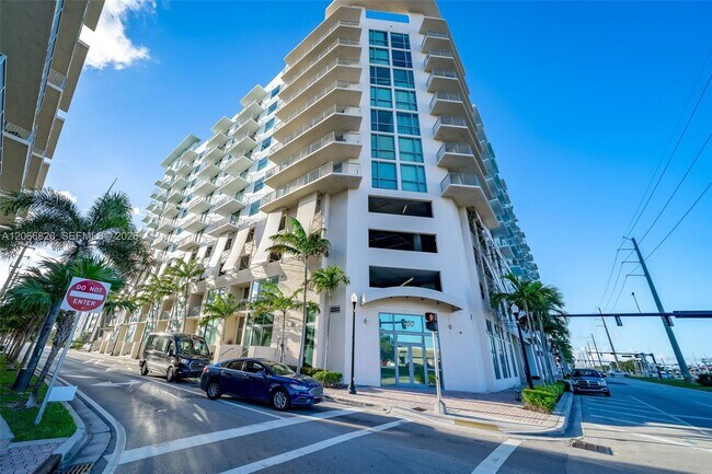 Building Photo - 140 S Dixie Hwy
