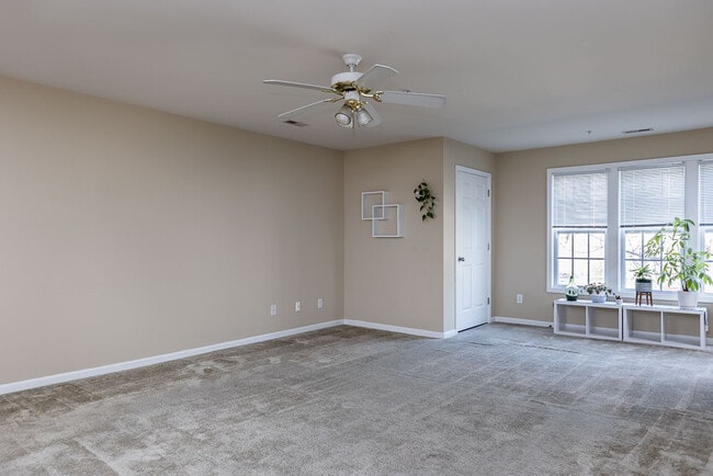 Building Photo - 1801 Trailwood Heights Ln