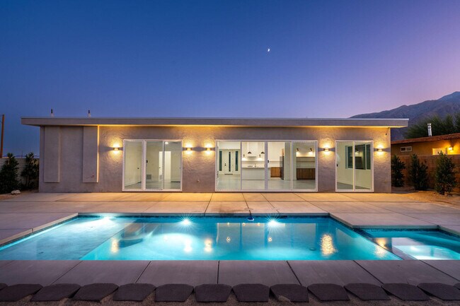 Building Photo - 416 Rosa Parks Rd