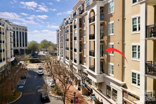 Building Photo - 4620 Piedmont Row Dr