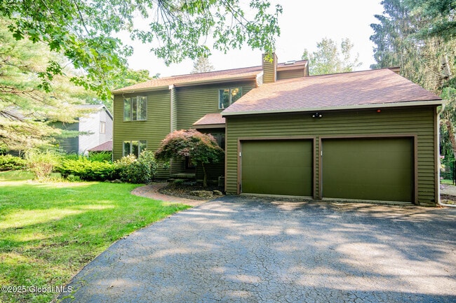 Primary Photo - 13 Robinwood Dr