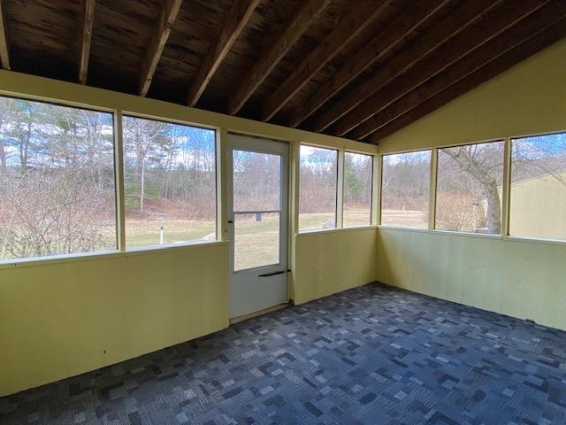 Building Photo - 439 N River Rd