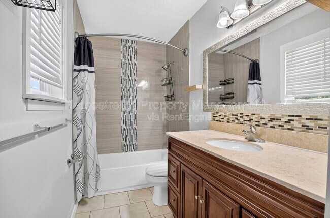 Building Photo - 10608 Canter Way