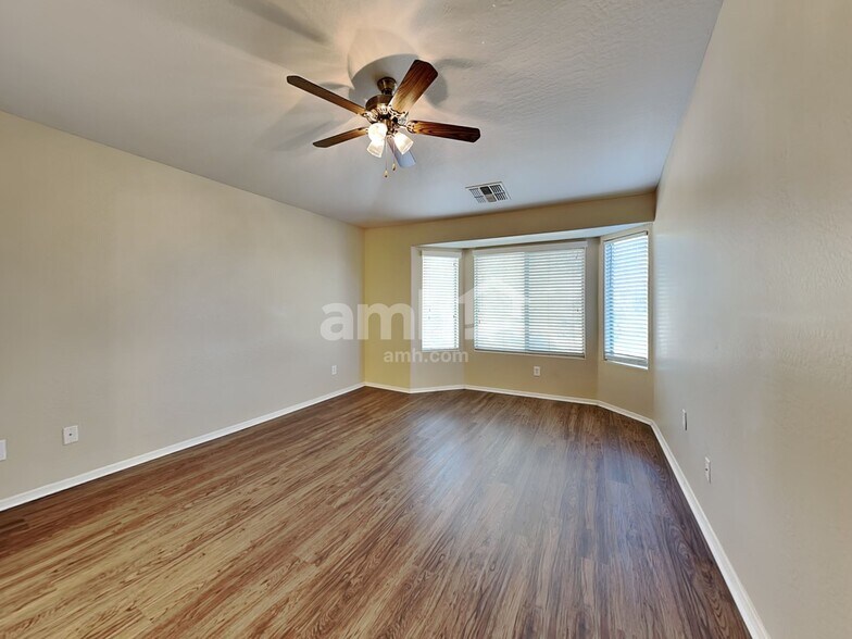 Building Photo - 11221 N 161st Ln