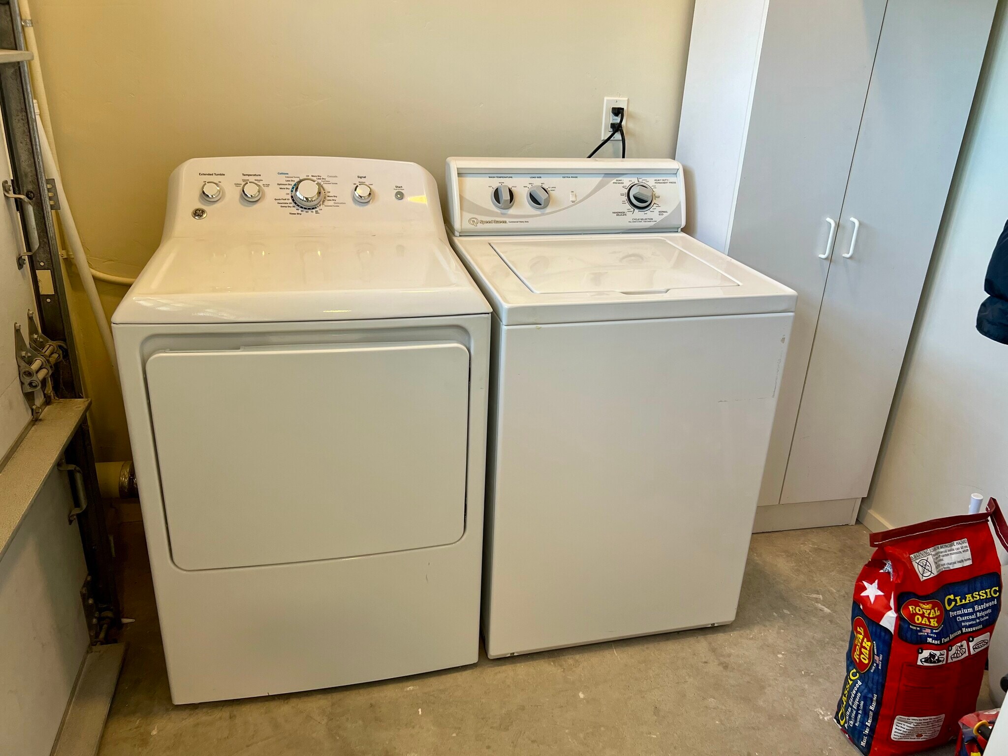 Building Photo - 502 Playa Blvd