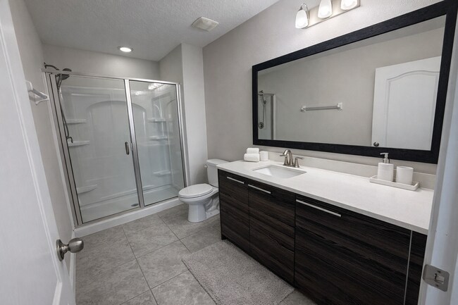 Building Photo - Spacious 3-Bedroom Townhouse Oasis in Haines City – Your Perfect Retreat!