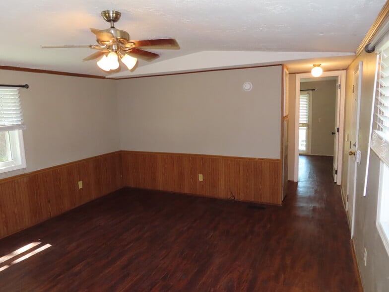 Building Photo - 220 Arkansas Ave