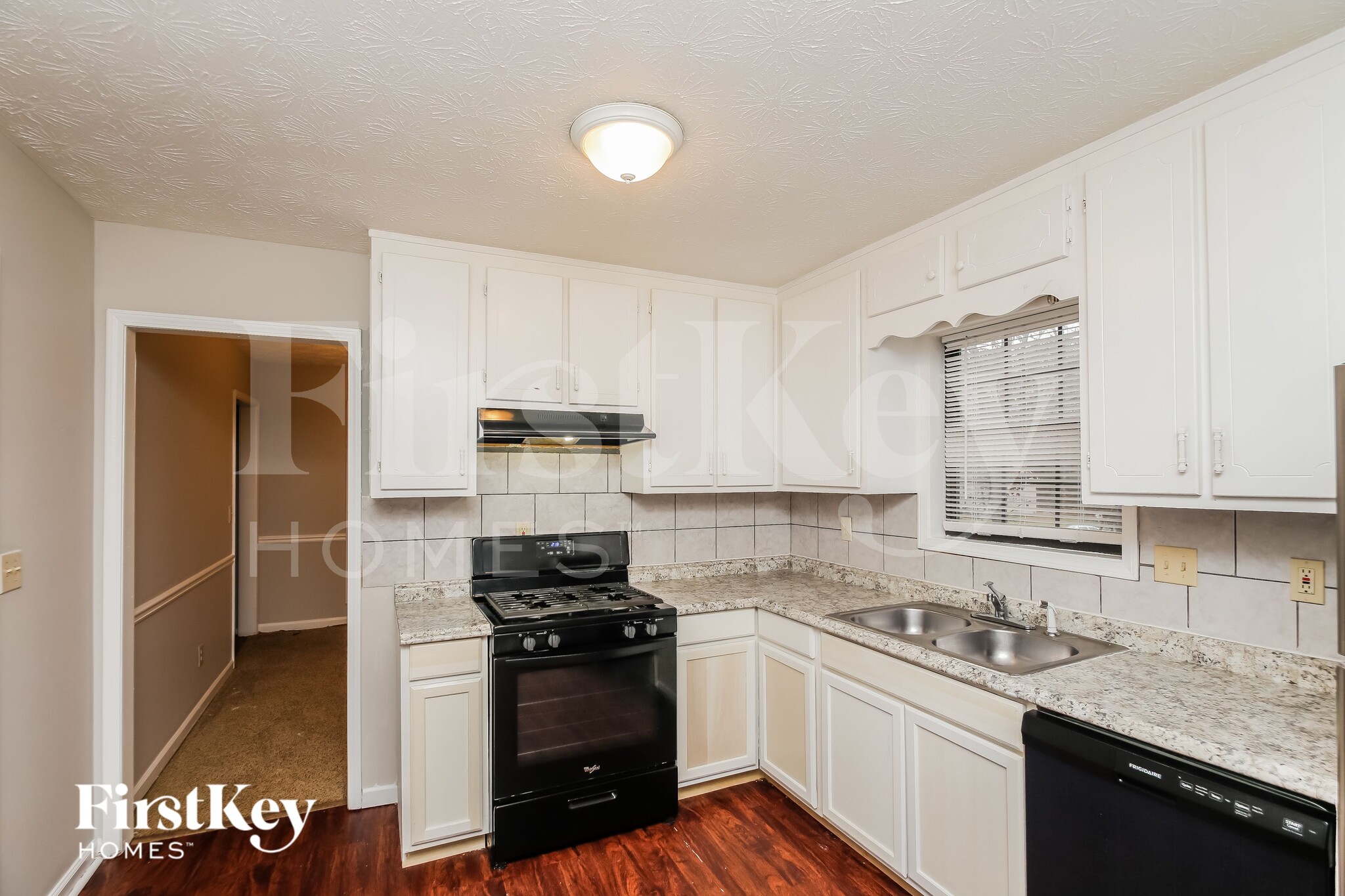 Building Photo - 2475 Smith Ave SW