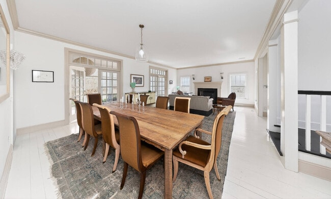 Building Photo - 147 Wainscott Harbor Rd