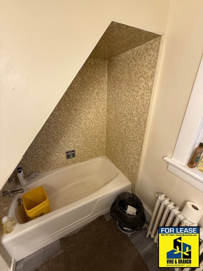 Building Photo - N8717 WI-42