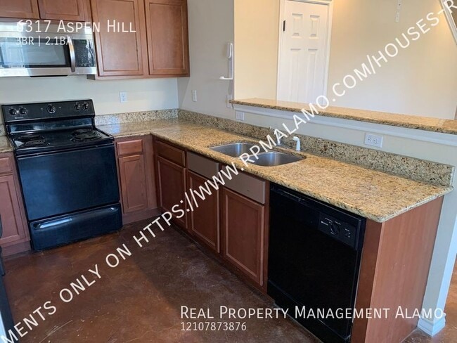 Building Photo - 6317 Aspen Hill