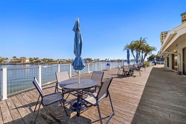 Building Photo - 9495 Blind Pass Rd