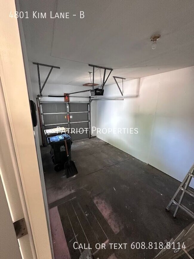 Building Photo - 4801 Kim Ln