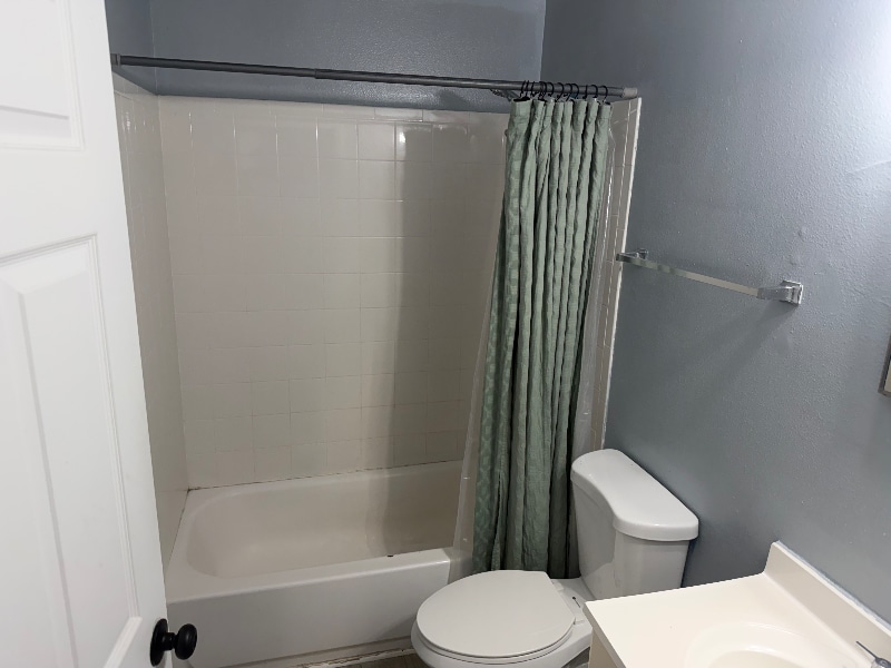 Building Photo - 1450 E Gibson St