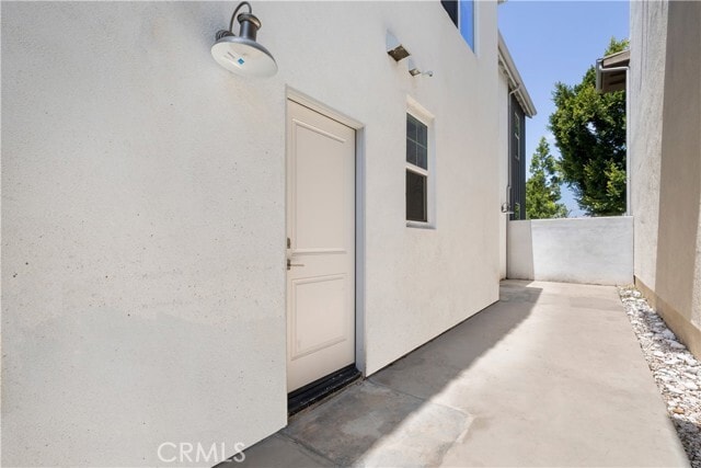 Building Photo - 136 Modjeska