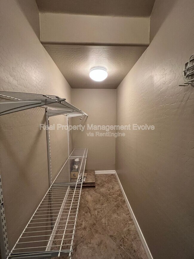 Building Photo - 21160 N 36th Pl