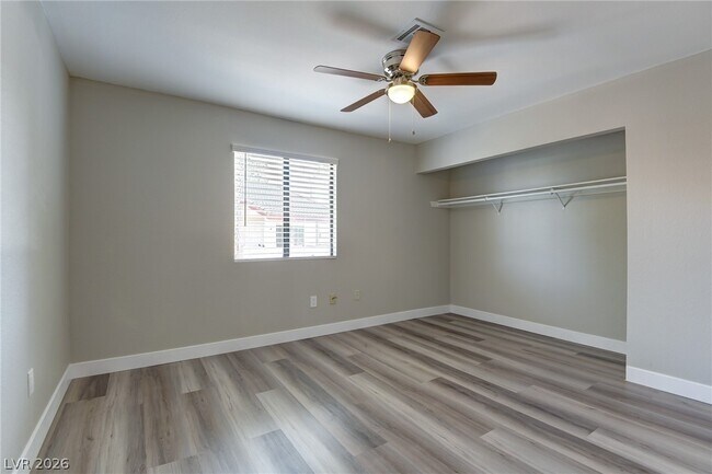 Building Photo - 853 Rock Springs Dr