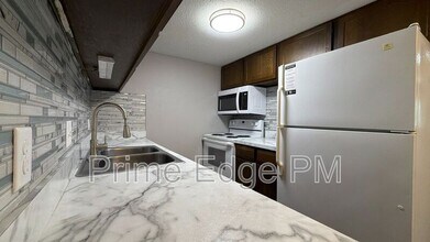 Building Photo - 4520 Calvert St