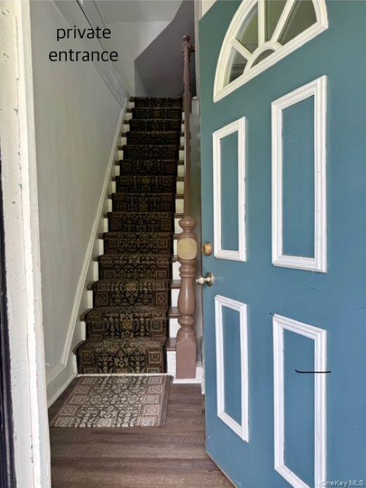 Building Photo - 265 Mayflower Ave