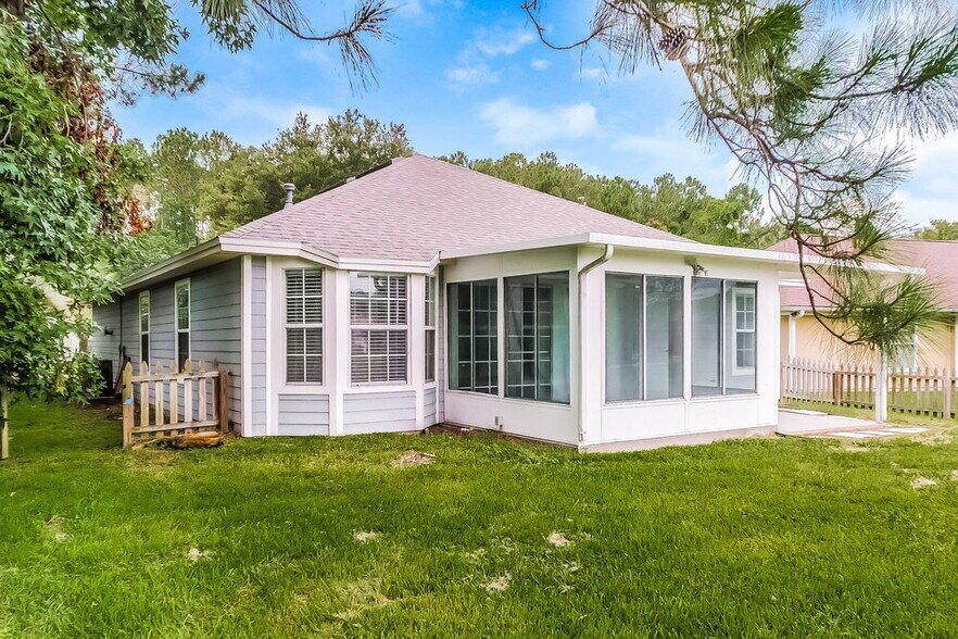 Building Photo - 11132 Coldfield Dr