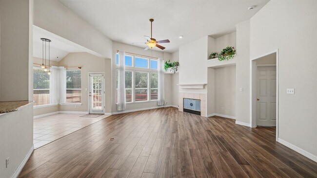 Building Photo - 1108 Antelope Ridge