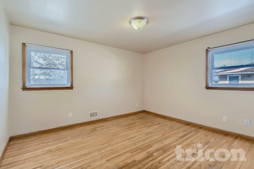 Building Photo - 3701 Woodbine Ln