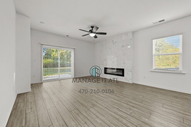 Building Photo - Brand New 5 Bedroom Home with a Master Bed...