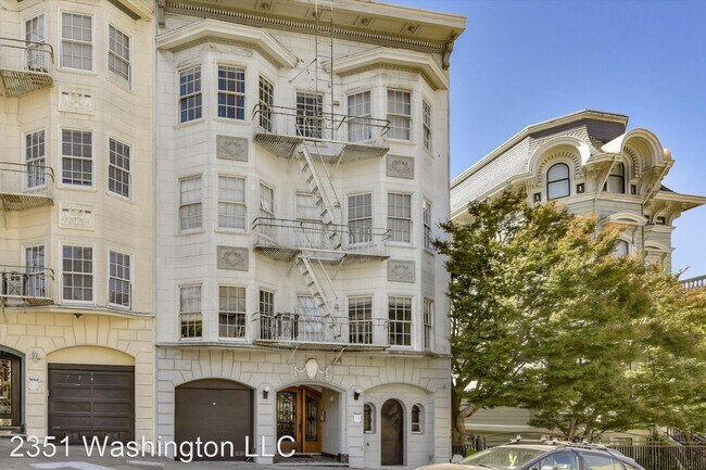 Primary Photo - 2351 Washington St