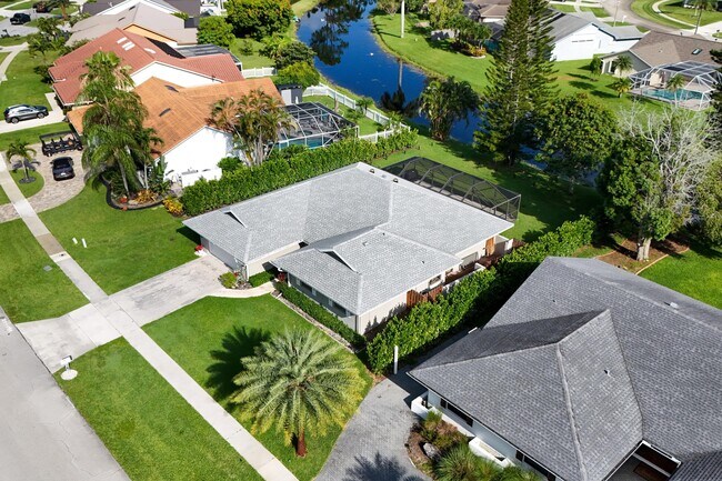 Building Photo - 13471 Barberry Dr