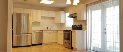 Building Photo - 1517 Kelby Rd