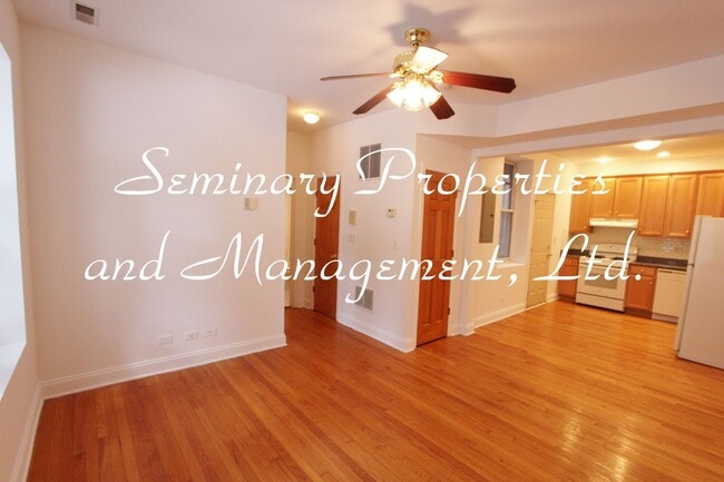 Interior Photo - 3401 N Seminary Ave