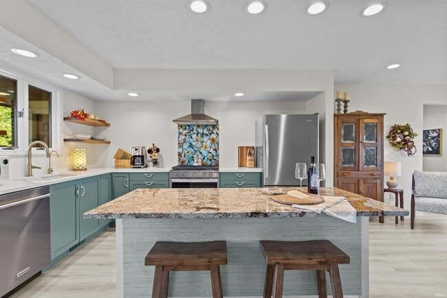 Building Photo - 2083 W 425 N