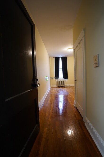 Building Photo - 223 Essex St