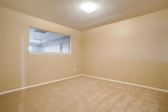Building Photo - 4860 Ledgestone Ct