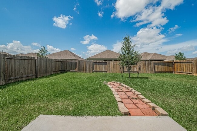 Building Photo - 5323 Vermilion Ct