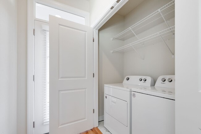 Building Photo - 1018 N 32nd St