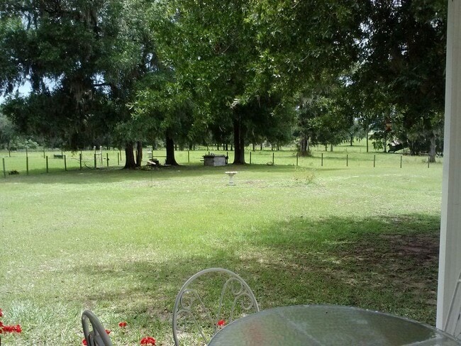 Building Photo - 4210 SW 89th Ave