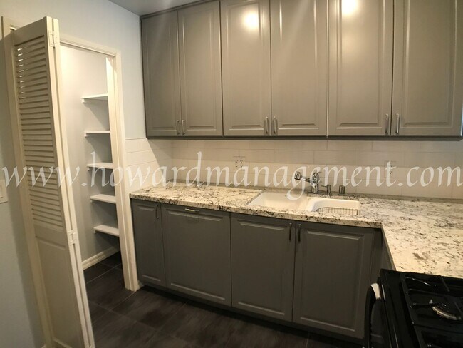 Building Photo - Beautiful lower condo with large patio in Tara Hills, a resort style living complex!