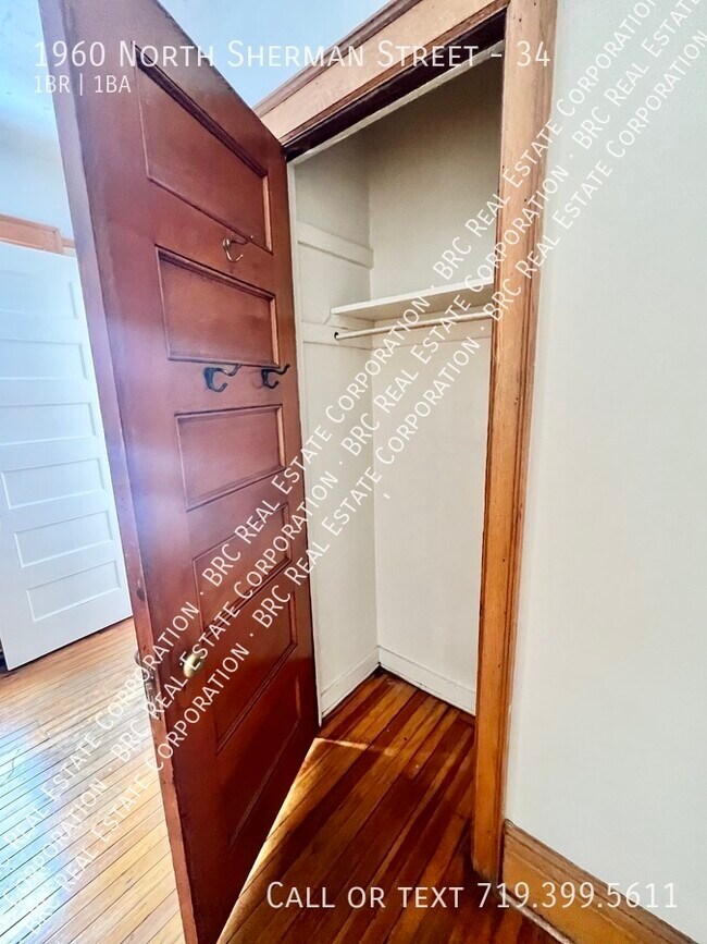 Building Photo - 1960 Sherman St