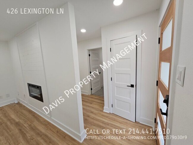 Building Photo - 426 Lexington Ln
