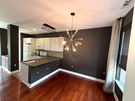 Building Photo - 1302 Kenilworth Ave